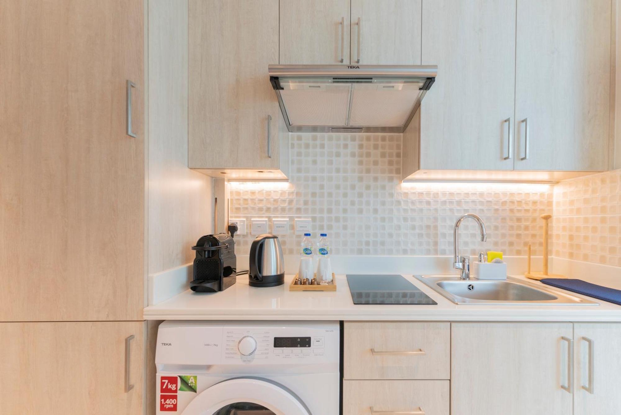 Studio With Pool And Private Beach Access On Palm Jumeirah Dubai Dış mekan fotoğraf